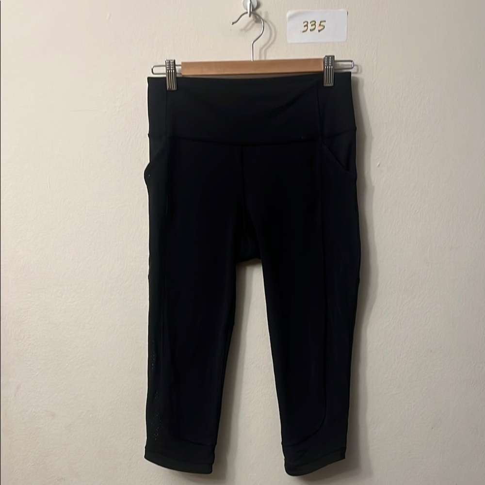 Lululemon Athletica Black Slim-Cut Leggings two types of fabric
